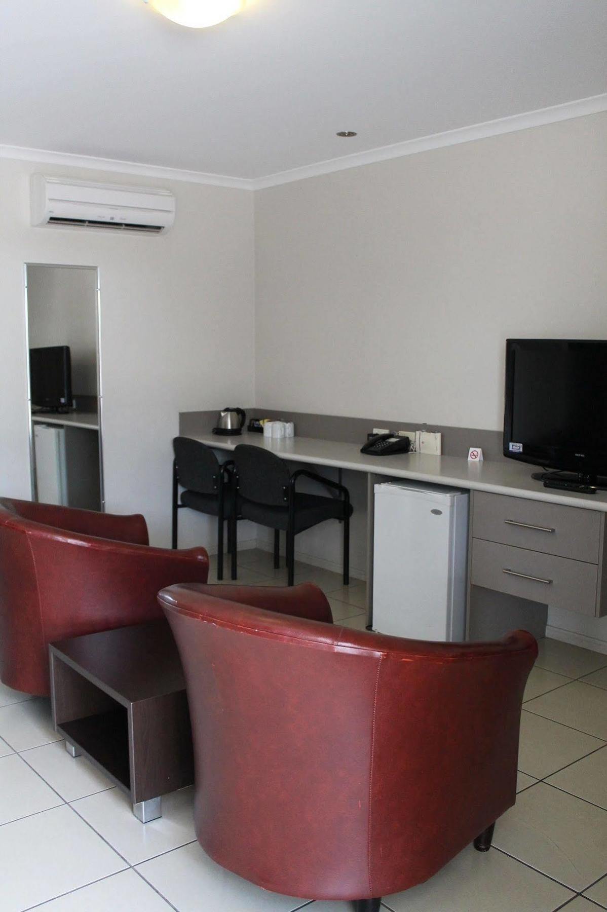 Blackwater Motor Inn Esterno foto