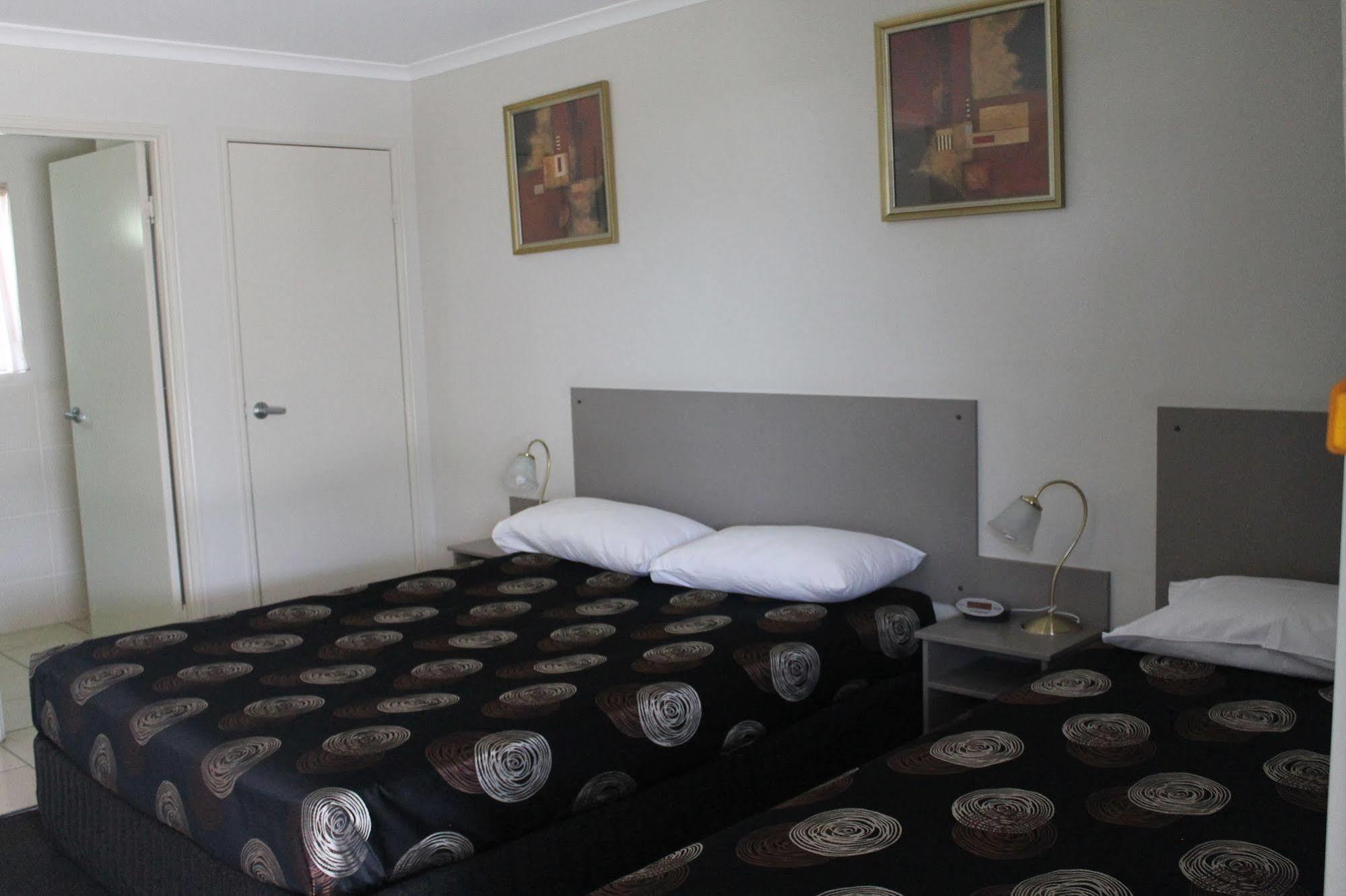 Blackwater Motor Inn Esterno foto