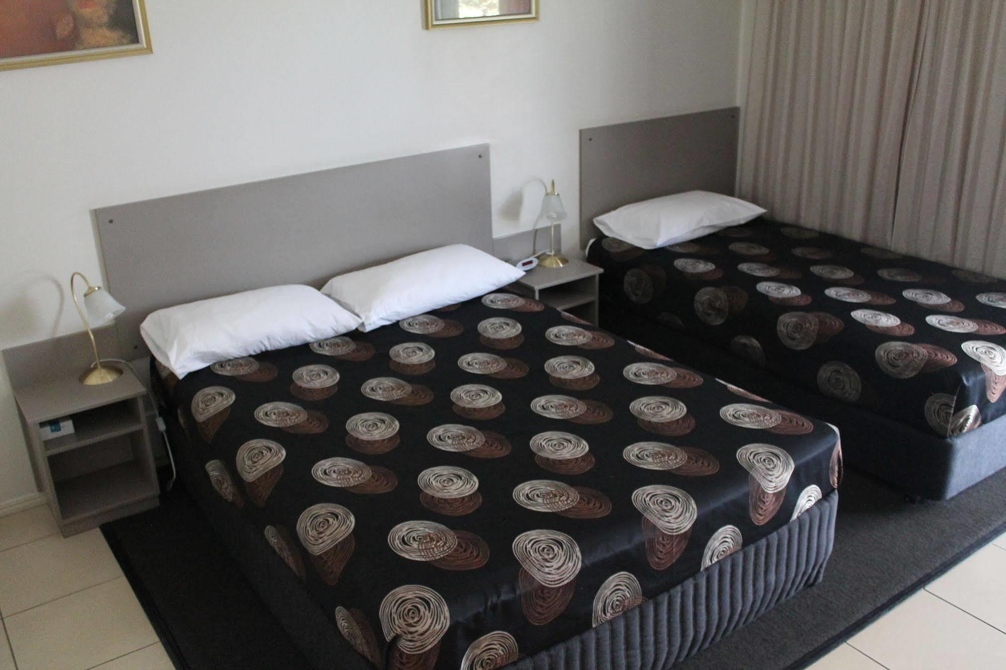 Blackwater Motor Inn Esterno foto